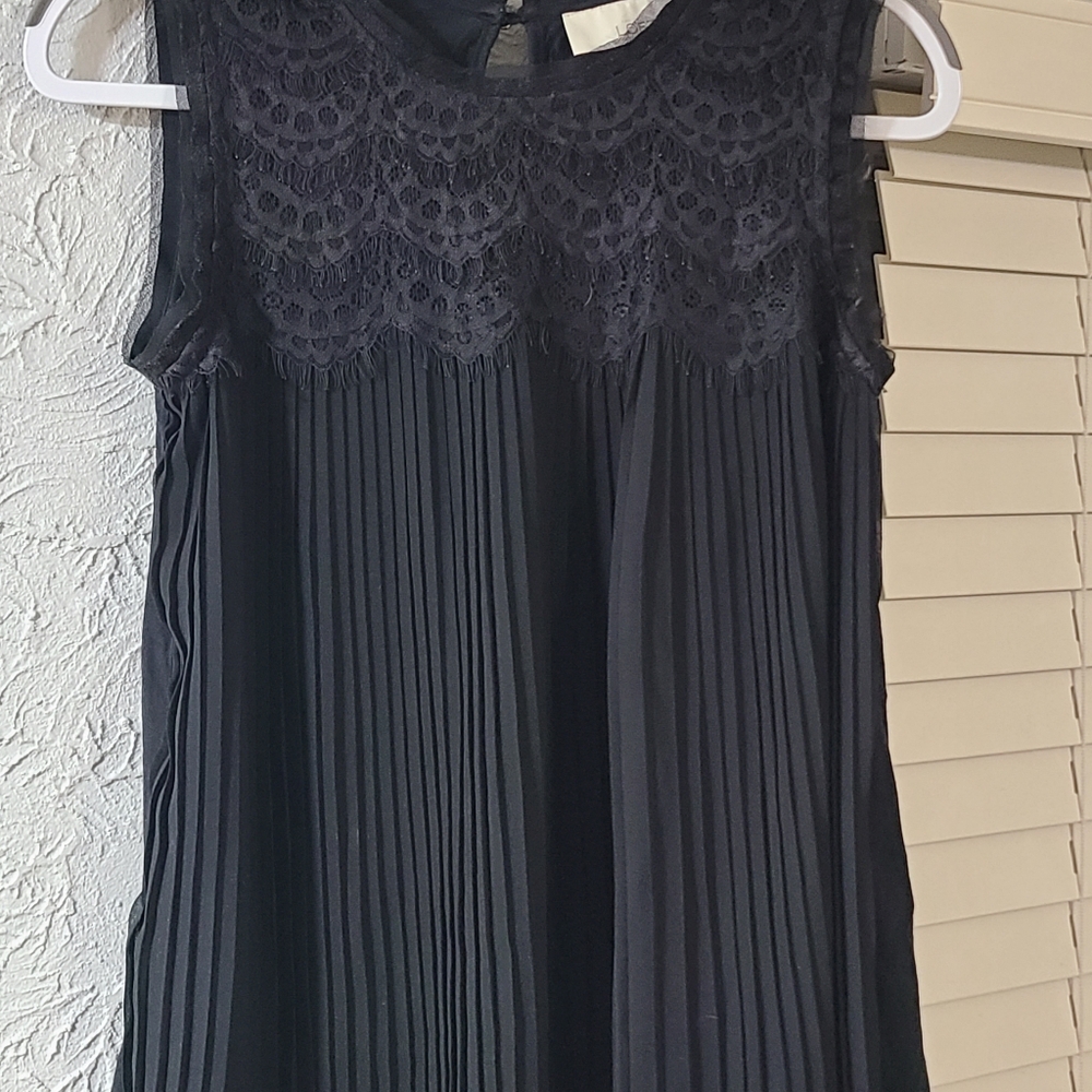 Loft Black Pleated Lace Sleeveless Dressy Tank Top - Size Small - Picture 5 of 14